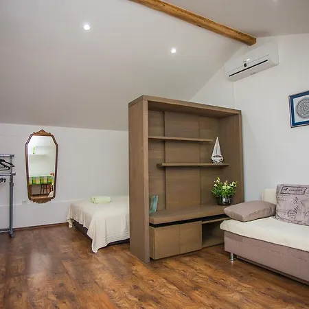 Apartamento Andrije Buvine