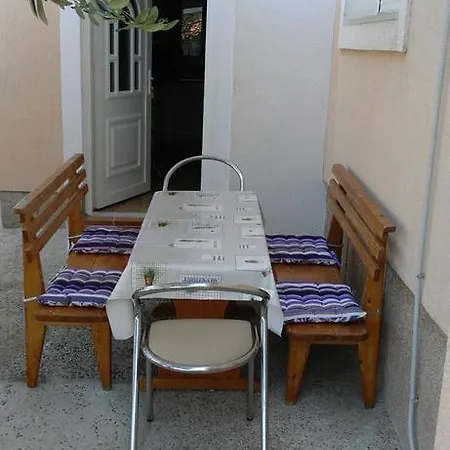 Apartamento Andrije Buvine *