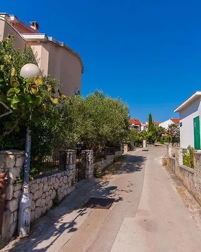 Apartament Andrije Buvine *