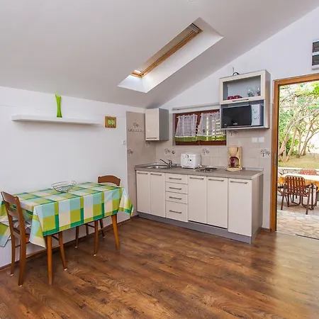 Andrije Buvine Apartman Zára
