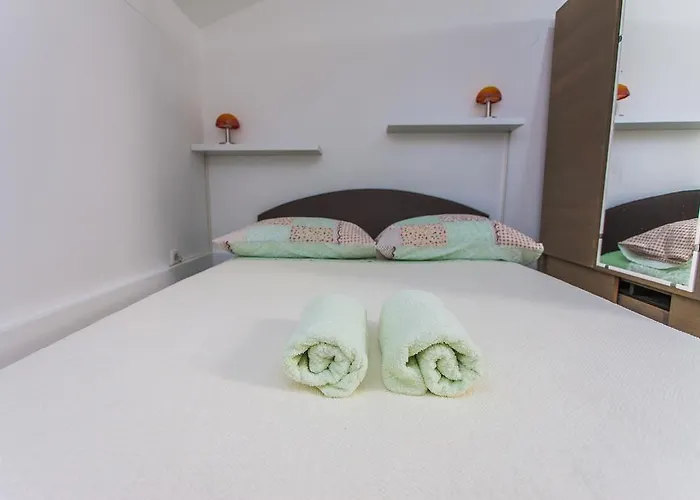 Andrije Buvine 아파트