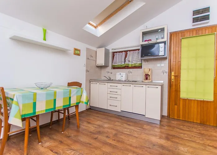 Andrije Buvine * 자다르