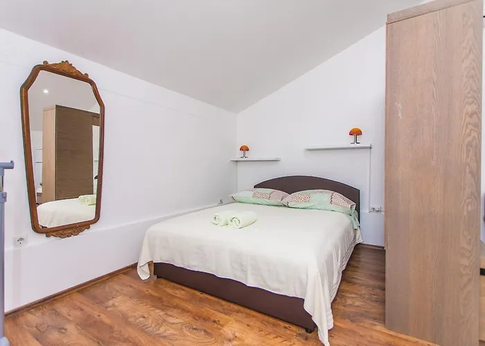 Andrije Buvine 아파트 자다르