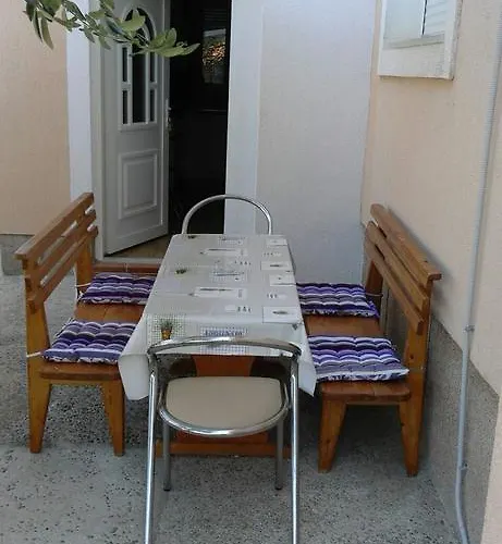 아파트 Andrije Buvine *