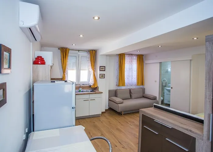 아파트 Andrije Buvine